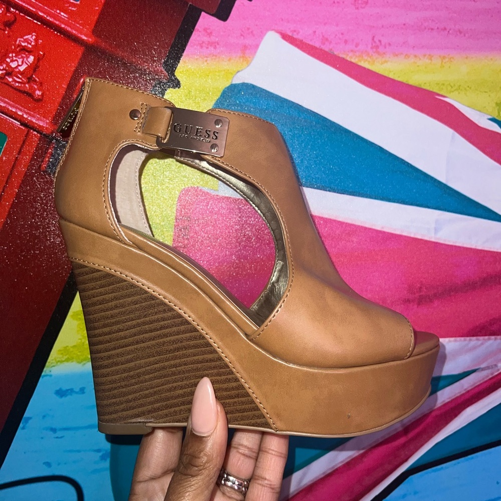 Guess Tan Wedge Sandals with Peep-Toe Design